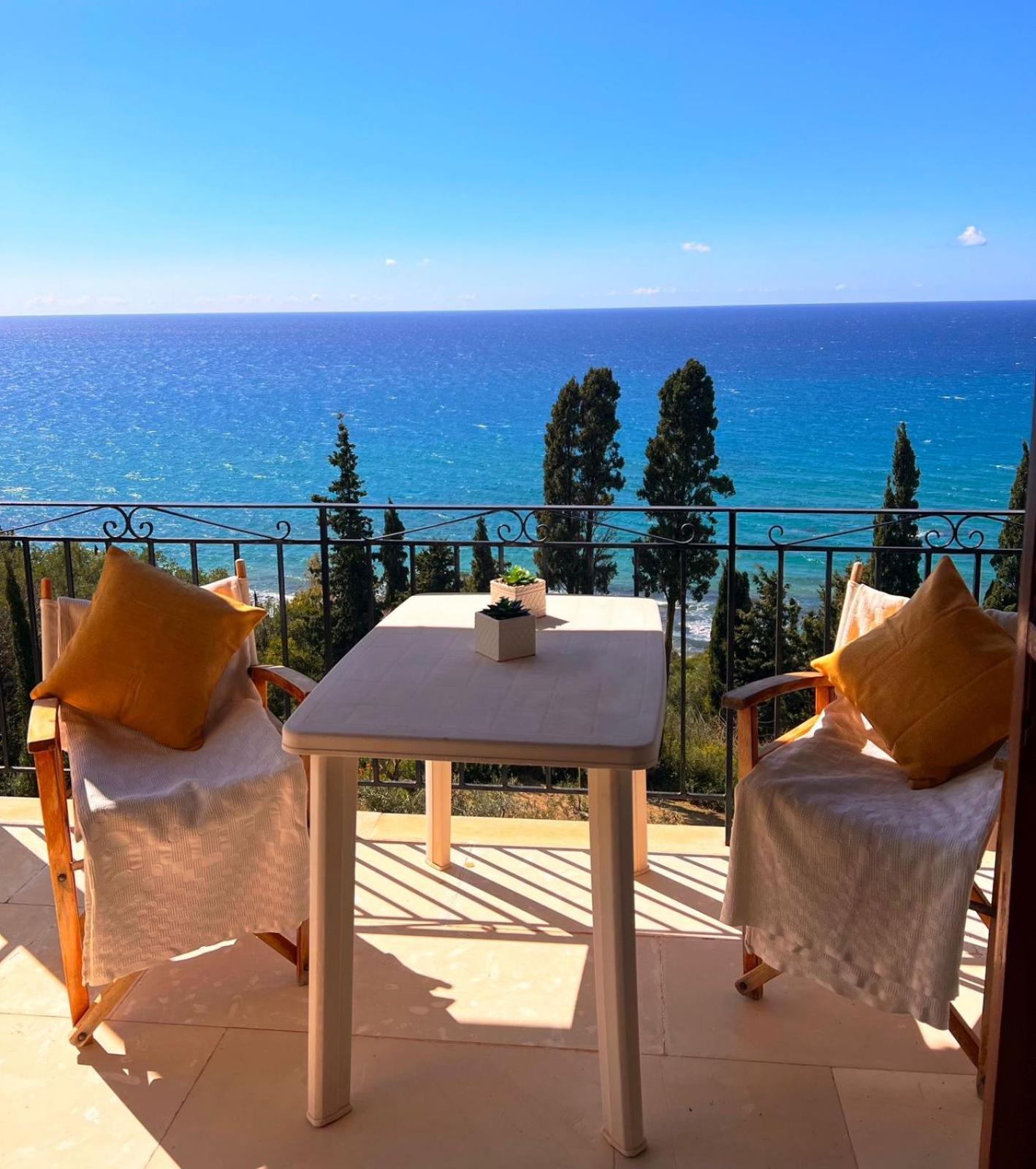 Stefanos Apartments By Sv Alians Agios Gordios  Dış mekan fotoğraf