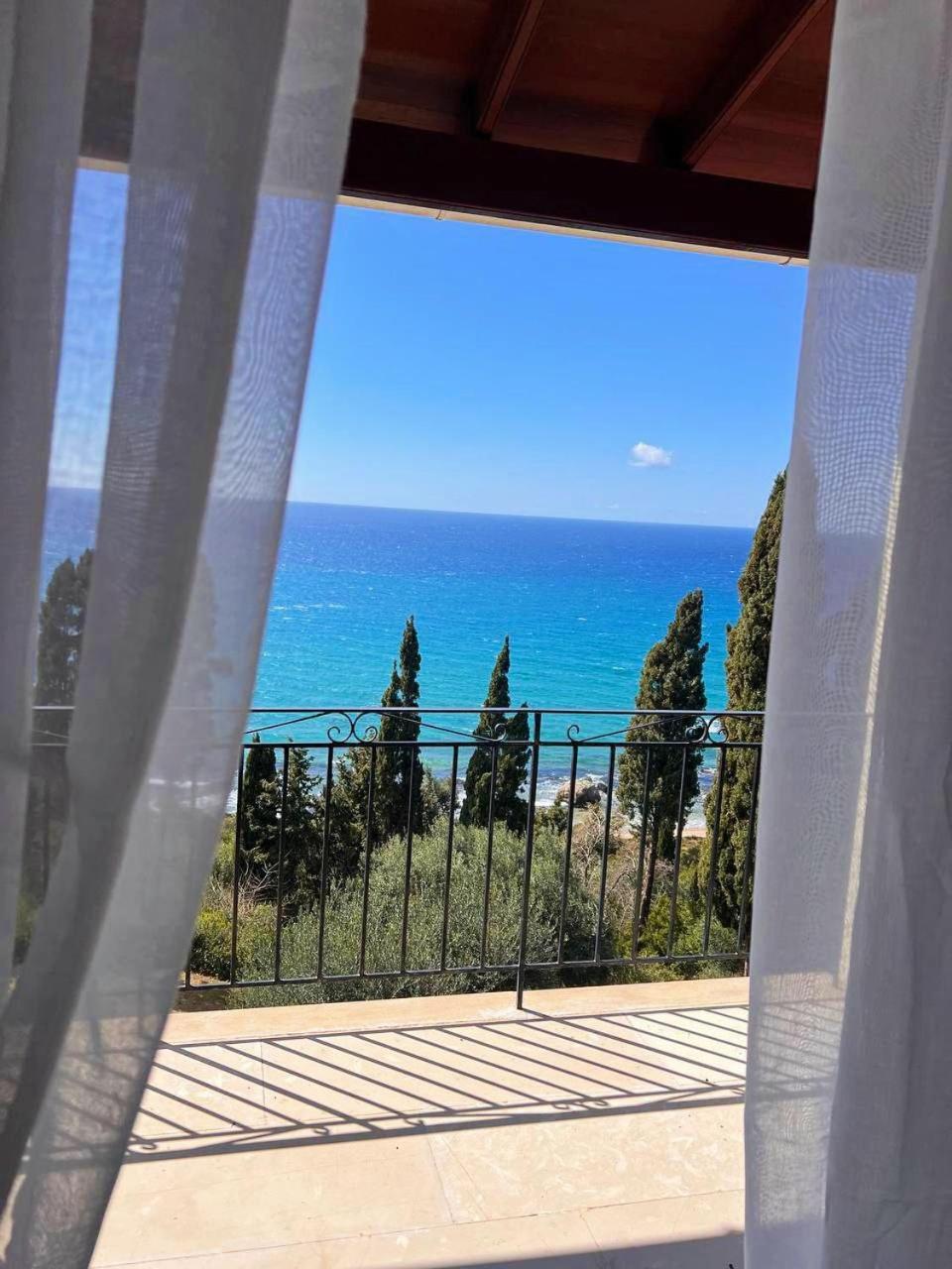 Stefanos Apartments By Sv Alians Agios Gordios  Dış mekan fotoğraf